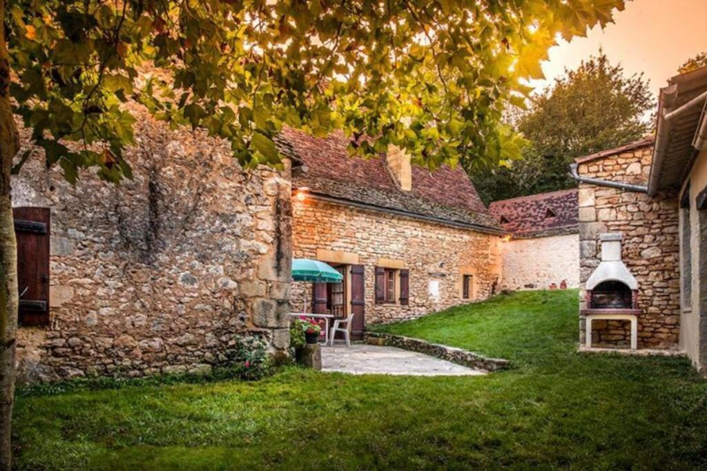 Perigordian Cottage, Large Swimming Pool, Bbq Saint-Andre-d'Allas Buitenkant foto